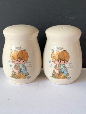 PRECIOUS MOMENTS 1994 SALT AND PEPPER SHAKERS